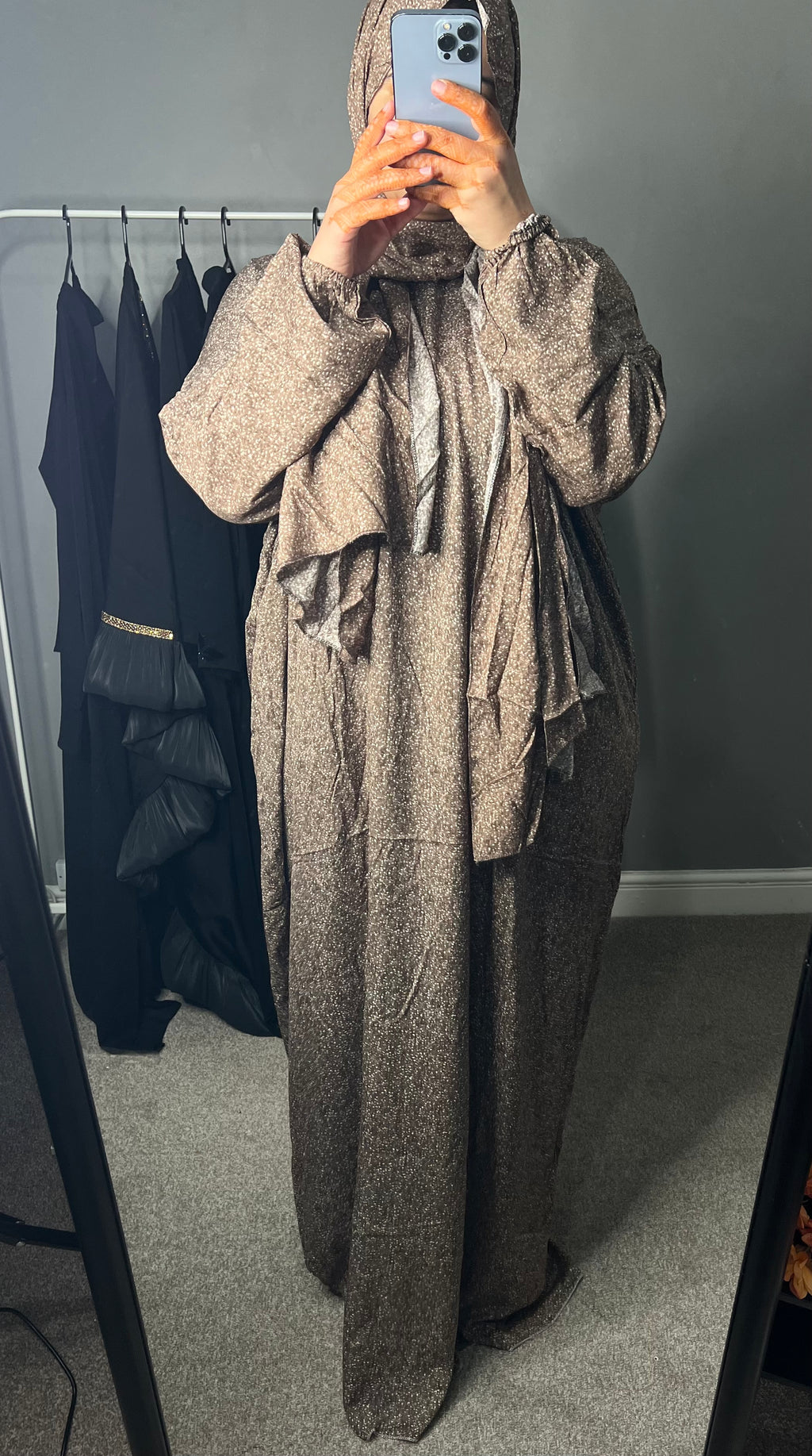 very long snd large abaya pray one size