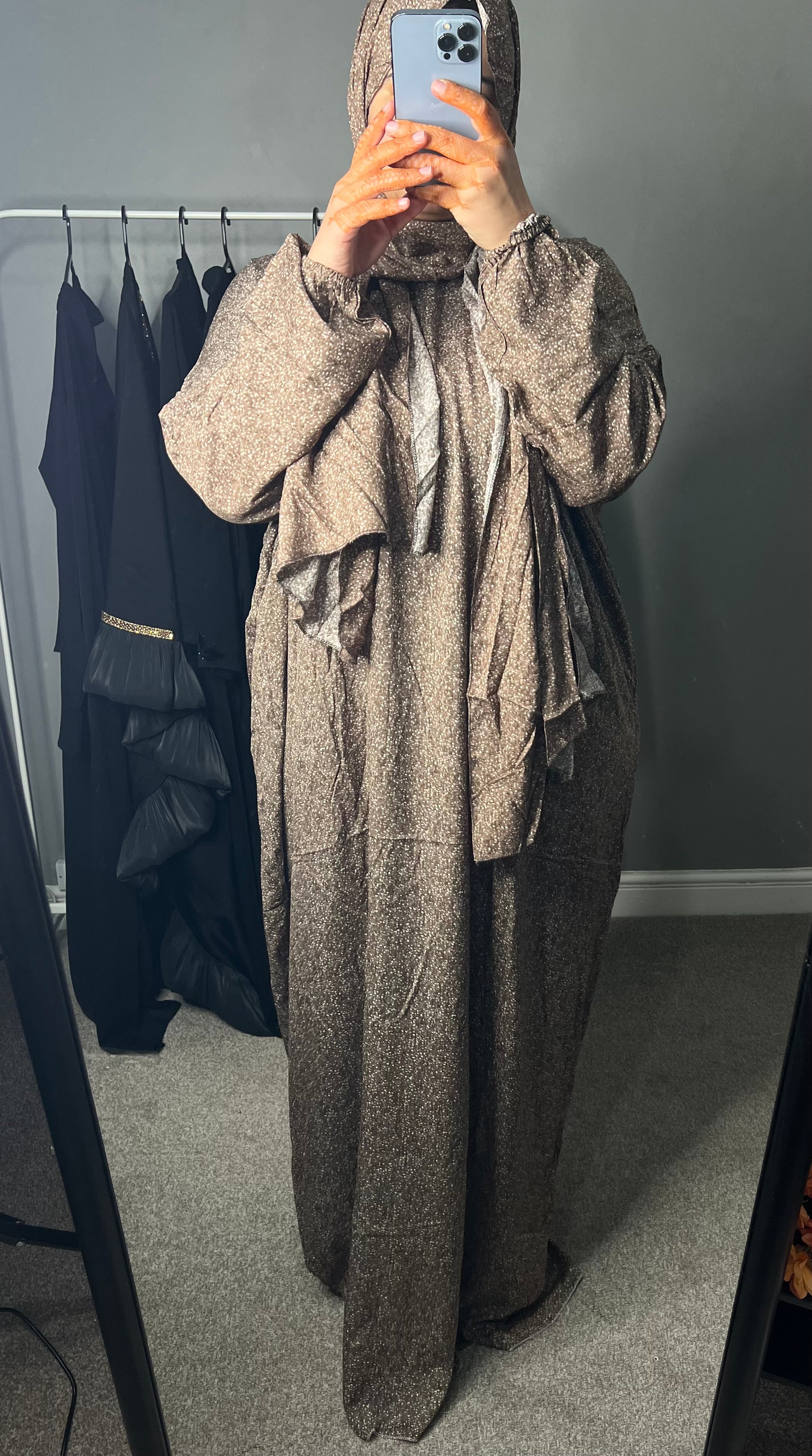 very long snd large abaya pray one size