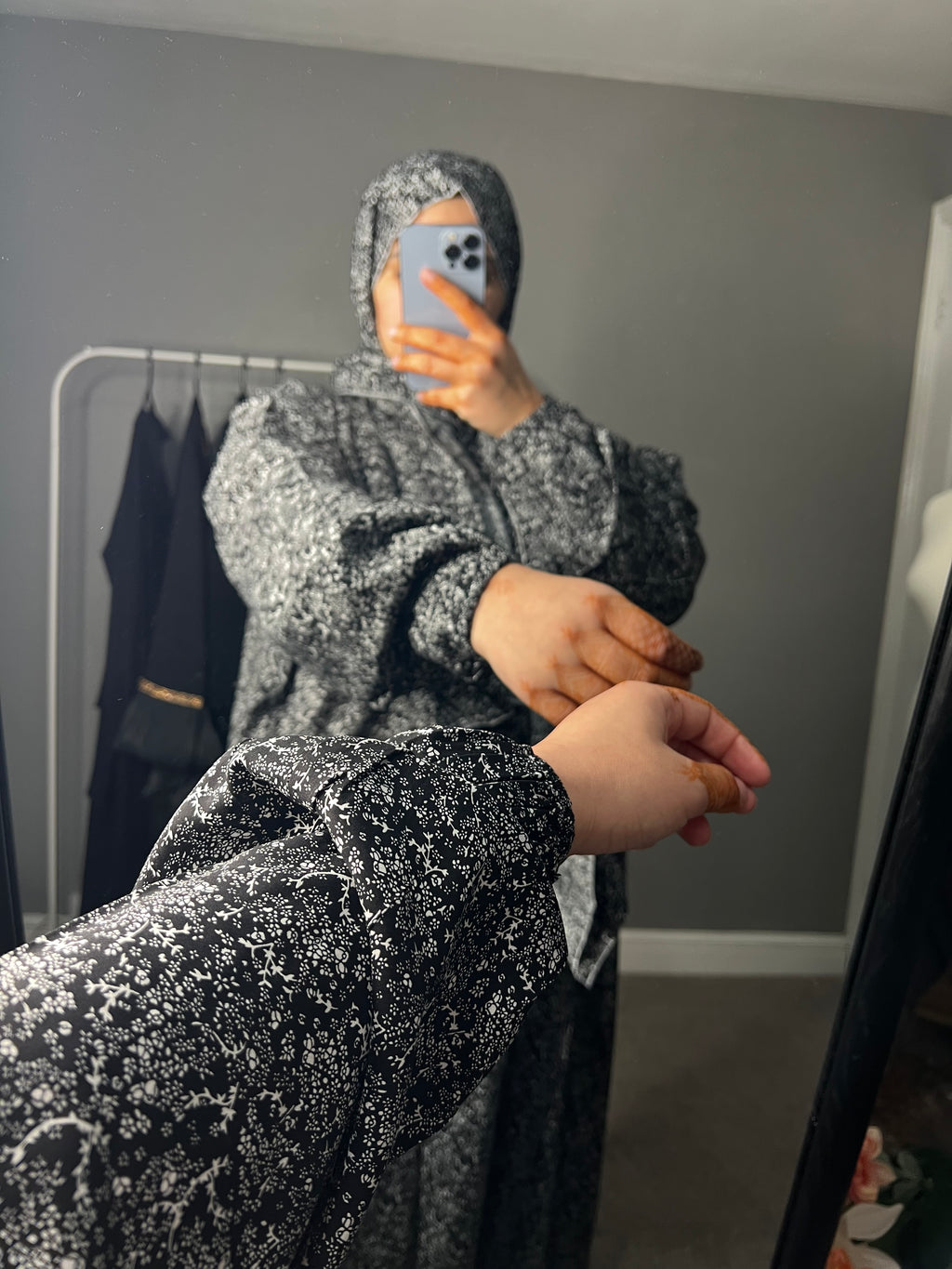 very long snd large abaya pray one size