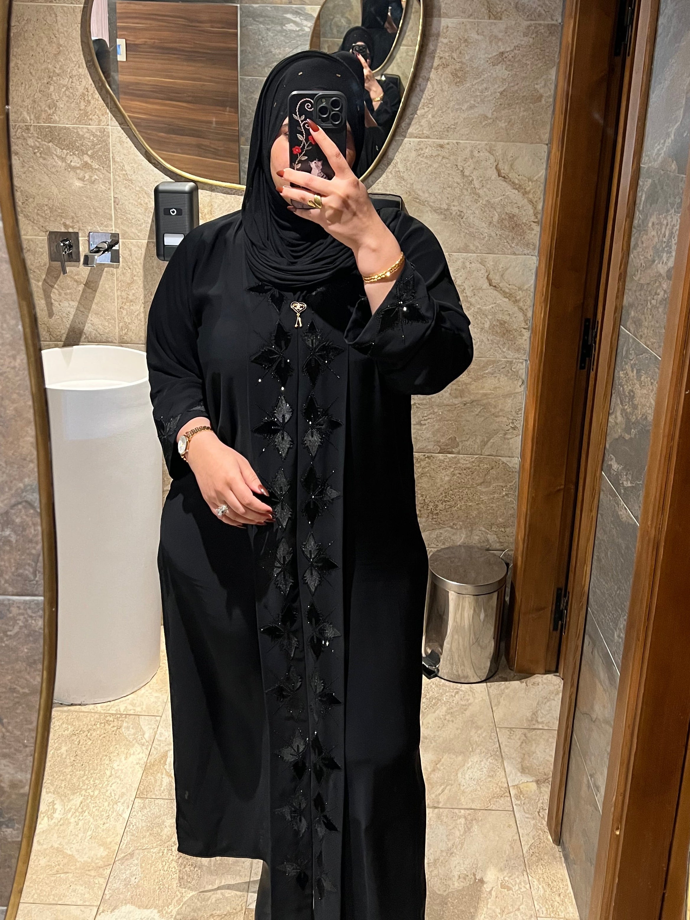 abaya maklah