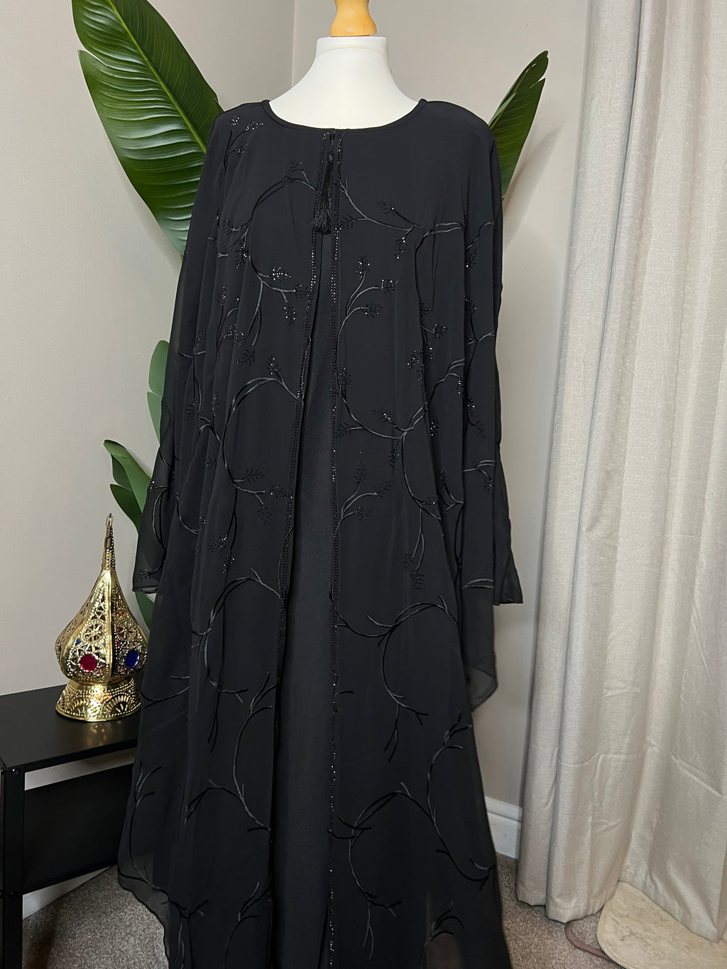 moon abaya with scaref confortable and chic